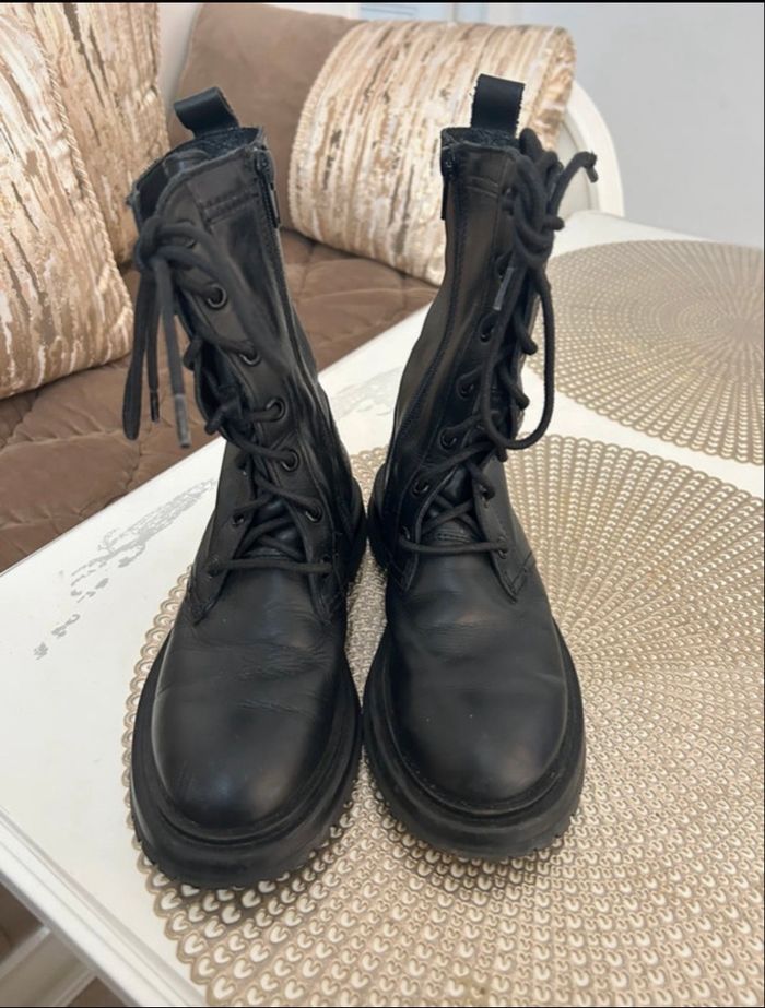Bottines Zara taille 33 - photo numéro 2