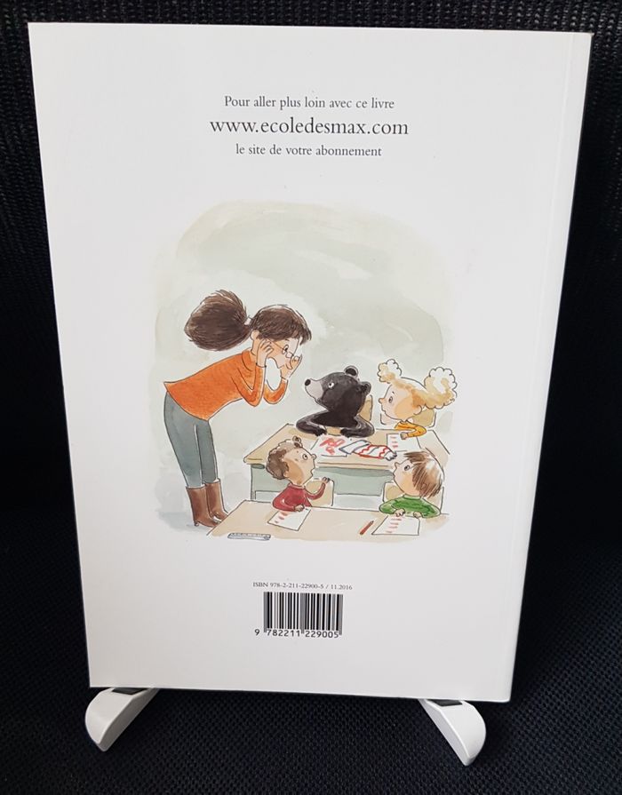 Un ours à l'école - Jean-Luc Englebert - Ecole des loisirs - photo numéro 2