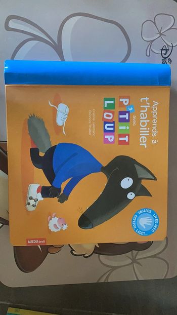 Livre Apprends à t habiller avec P’tit Loup