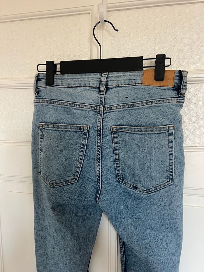 Jean monki bleu taille 27 / 36 - photo numéro 6