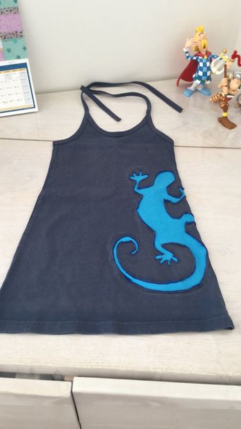 Robe marine lézard 6 ans