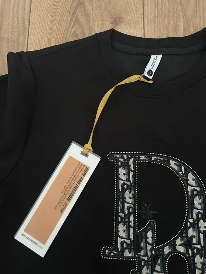 Pull neuf - photo numéro 3