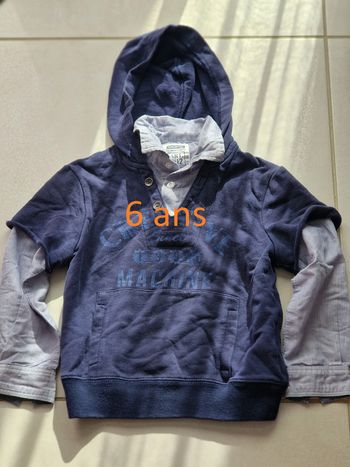 -1 t-shirt chemise pull bleu manche longue 114cm  6 ans marque OKAIDI