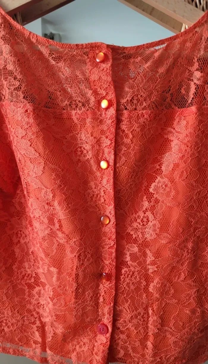 Blouse en dentelle Kookaï manches 3/4 très bon état - photo numéro 5