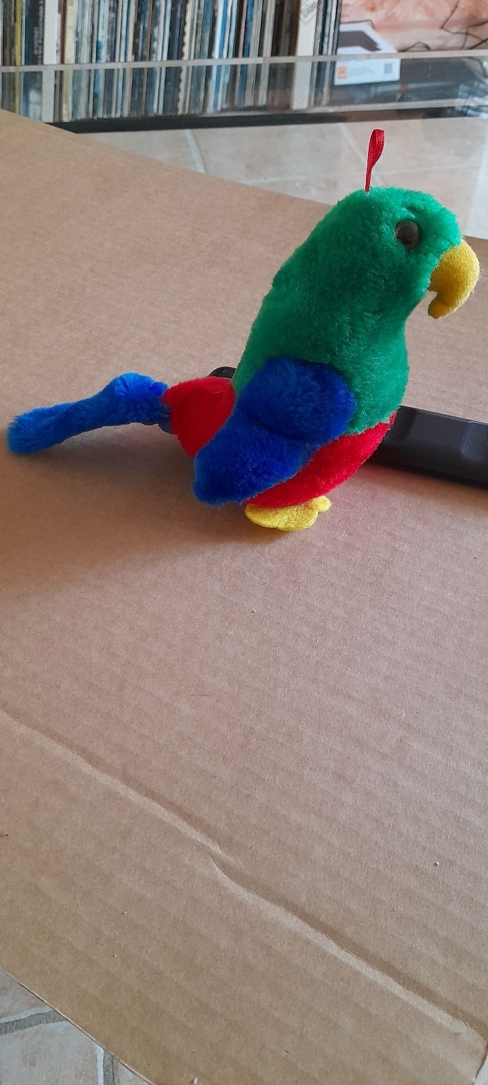 Peluche perroquet