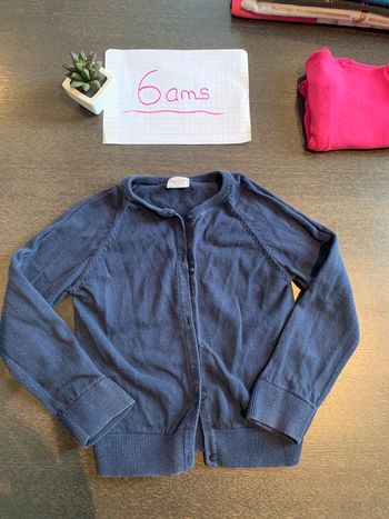 Gilet manches longues taille 6 ans
