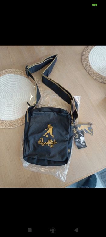 Sacoche Ronaldinho neuf emballé