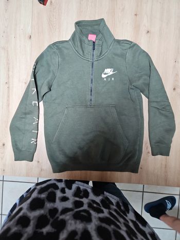Pull Nike air XS