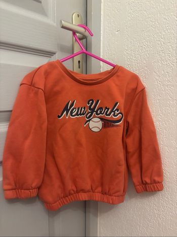 Sweat primark 18/24 mois