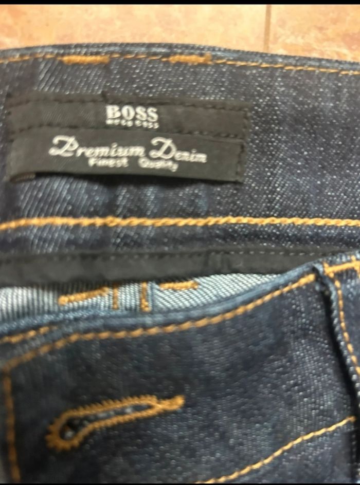 Jean femme Hugo Boss Taille 38 - photo numéro 3