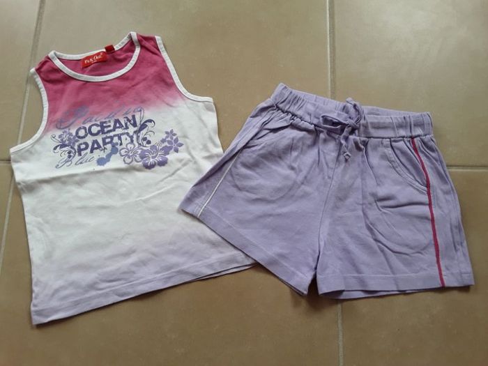 Ensemble sport short débardeur fille 4/5 ans TBE