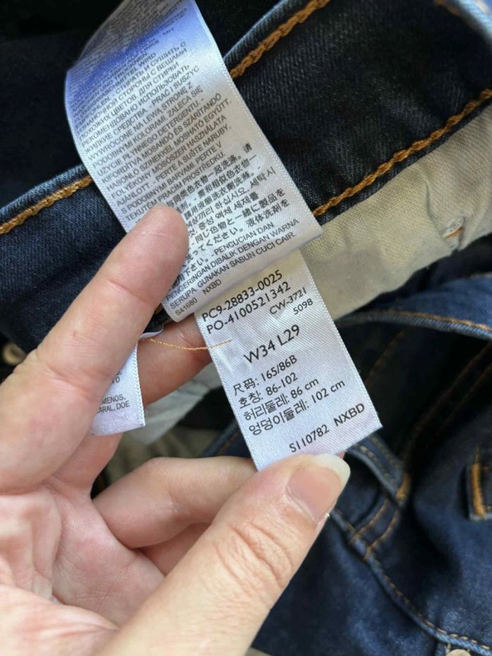Jean Levi’s homme 512 Slim Taper L/44 W34 L29 – Coupe ajustée droite bleu marine état impeccable - photo numéro 9