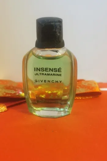 Miniature flacon insense