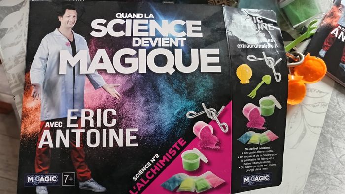 Livre et matériel magie - photo numéro 2