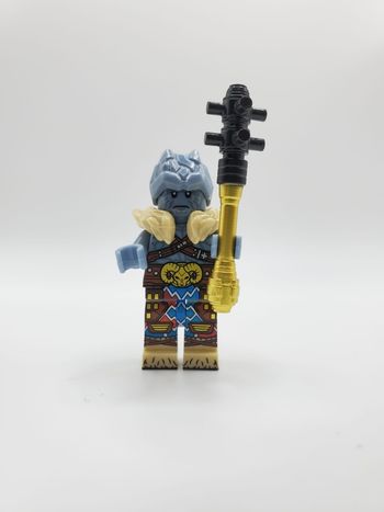 Figurine type lego Korg Marvel