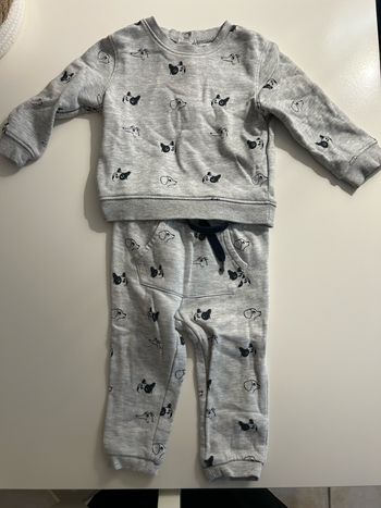 Ensemble jogging bébé
