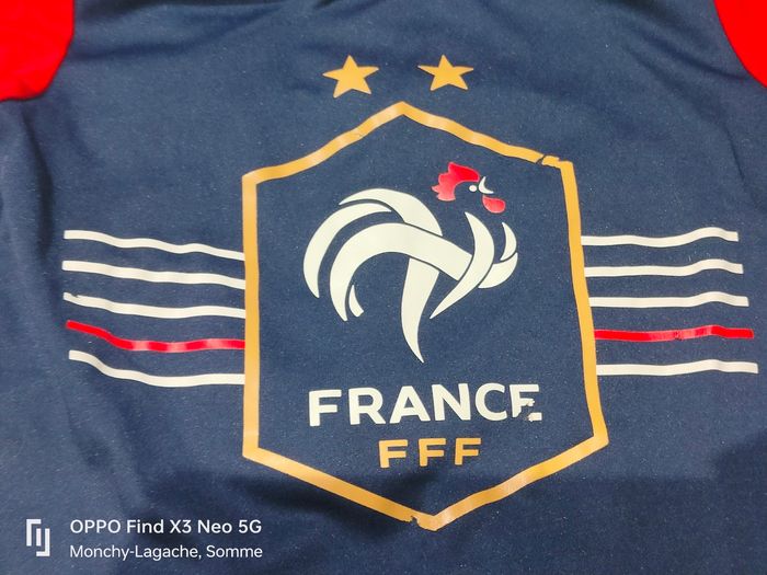 T-shirt 4ans FFF France 2 étoiles 1€ -50% dès 2 achetés - photo numéro 2