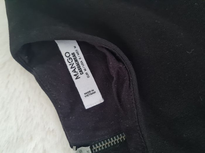 Haut Mango Noir avec détails perles - photo numéro 3