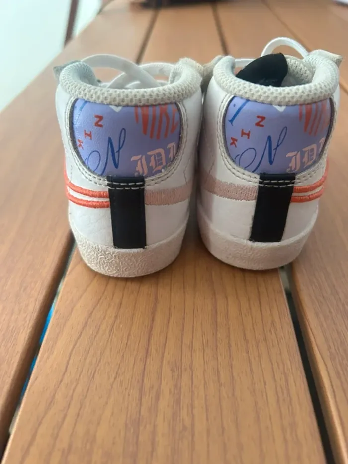 Baskets Nike fille Blazer Mid 77 taille 22 - photo numéro 5