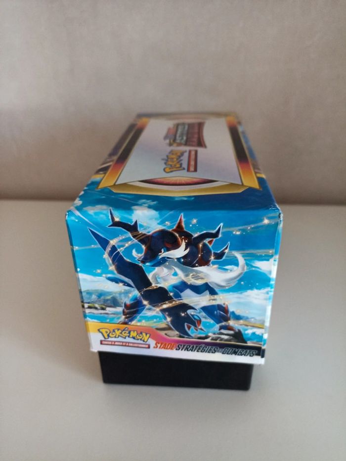 ETB pokémon vide - photo numéro 4