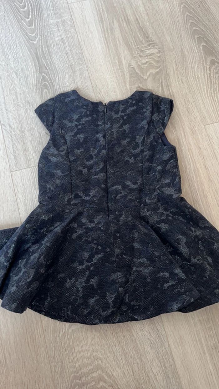 Robe bleu foncé 2 ans - photo numéro 4