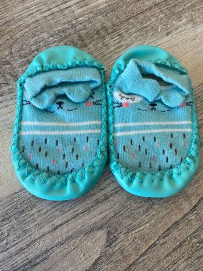 Chaussons antidérapants bébé unisexe garçon ou fille taille 22/23 - photo numéro 2