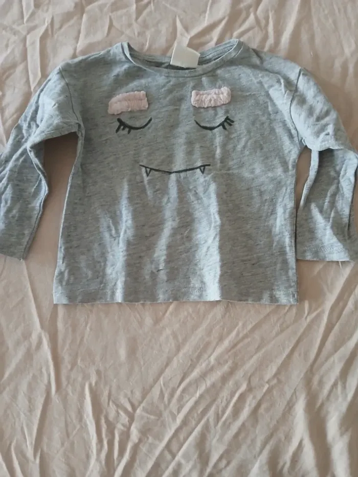 Tee-shirt manche longue 9-12 mois - photo numéro 2