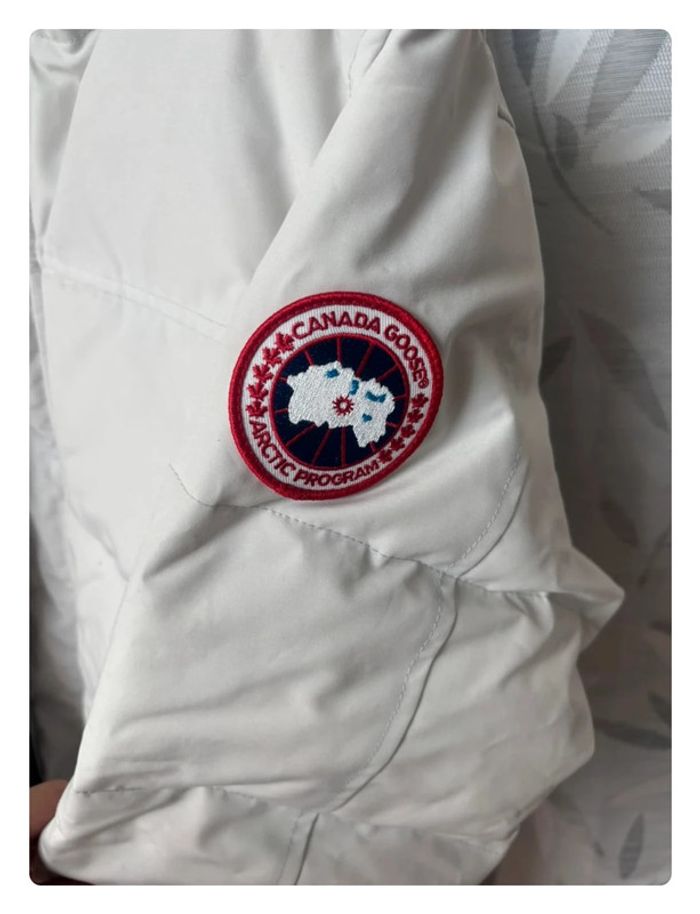 Manteau Canada Goose taille L blanc - photo numéro 2