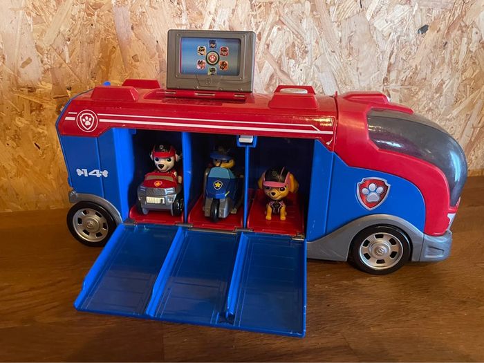 Idée cadeau 🎁 Camion Mission Cruiser sonore avec 3 personnages et 2 véhicules - photo numéro 12