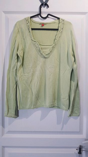 Pull vert esprit