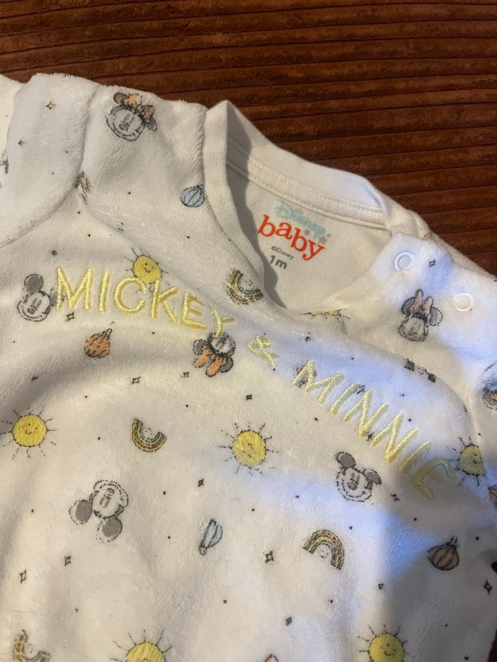 Ensemble Mickey 1 mois - photo numéro 2