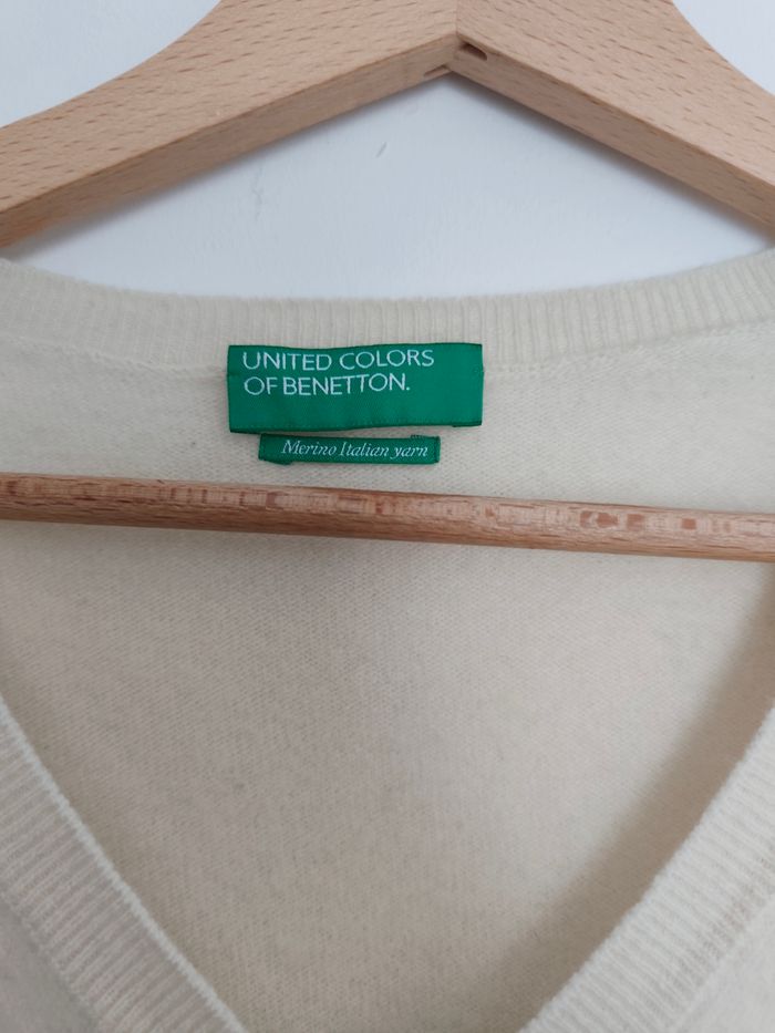 Pull en laine Benetton pull col V crème - photo numéro 2