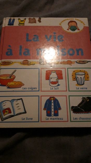 Livre La vie a la maison