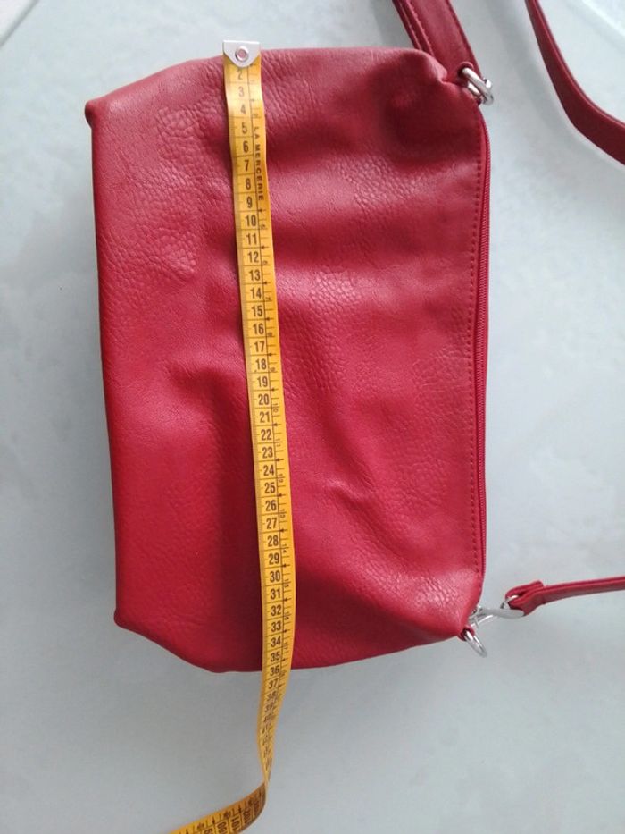 Sac rouge Eram bandoulière. - photo numéro 4