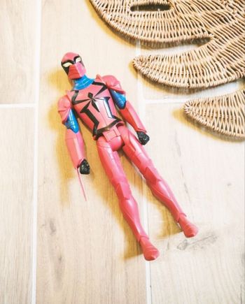 💫Spider-man Sinister Spider Knight ultimate - Figurine 30 cm - Avengers Marvel - marque Hasbro