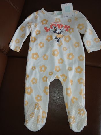 pyjamas en velours pieds antiderapants minnie disney 18 mois