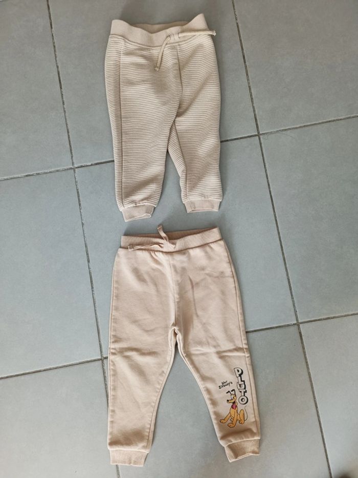 2 jogging taille 18/24 mois