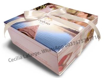 Une Boîte emballage carton rigide Natura Brasil