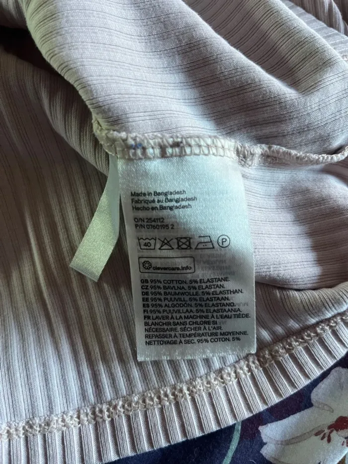 T-shirt col cheminée H&M 12 ans - photo numéro 3