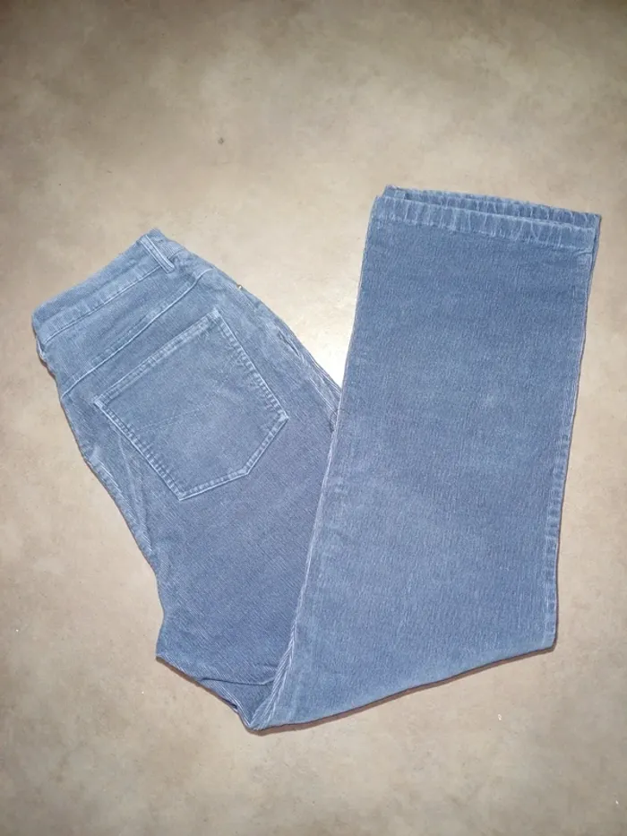 Jeans Best Connctions