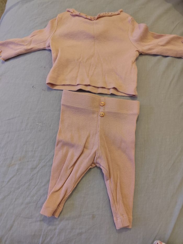 Tenue 1 mois - photo numéro 3