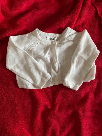 Gilet bébé court, boutons Gémo 12 m