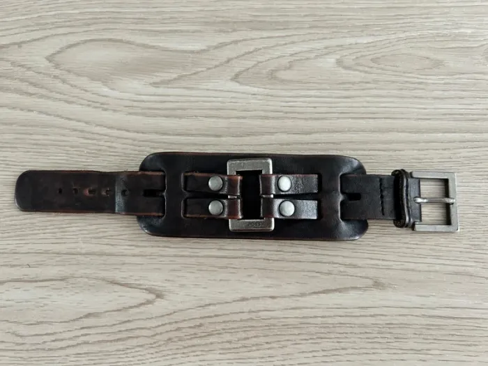 Bracelet Manchette en Cuir Marron Fossil Neuf - photo numéro 6