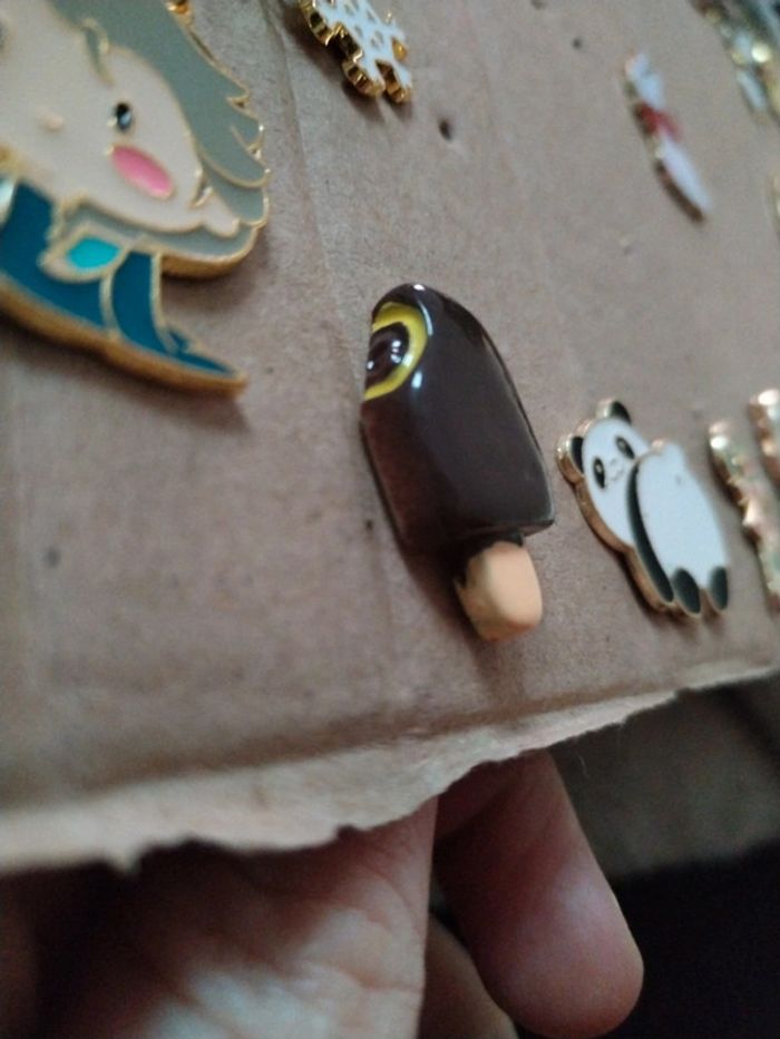 Pin's glace 3d - photo numéro 2