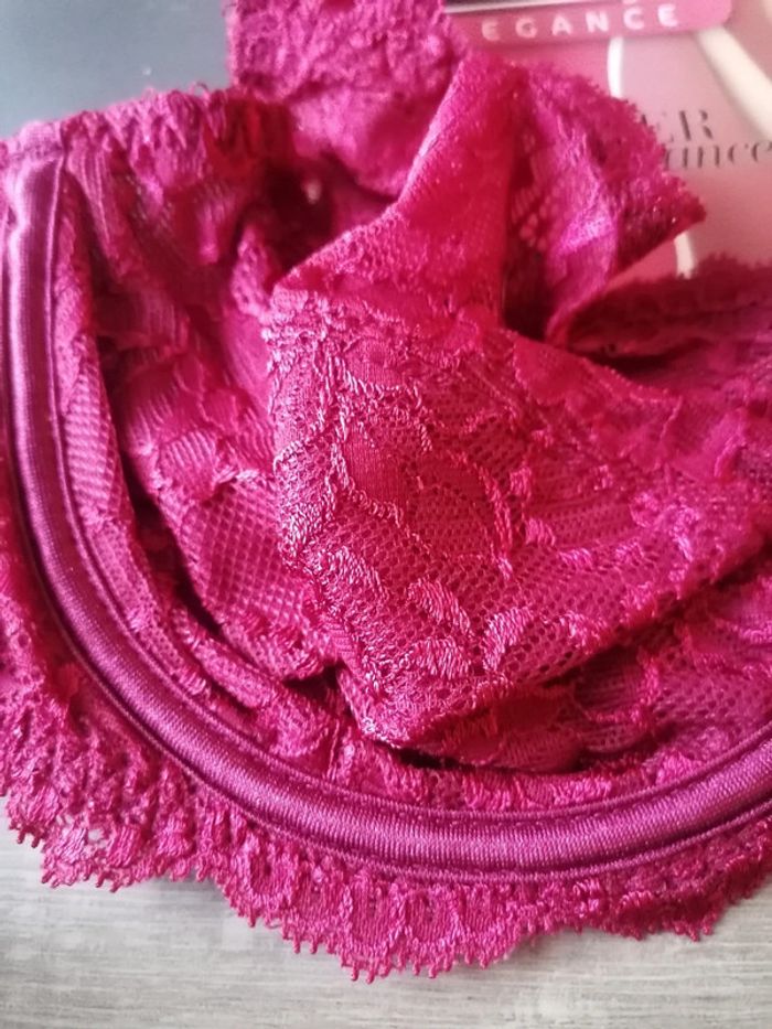 Soutien gorge Playtex taille 100D - photo numéro 3