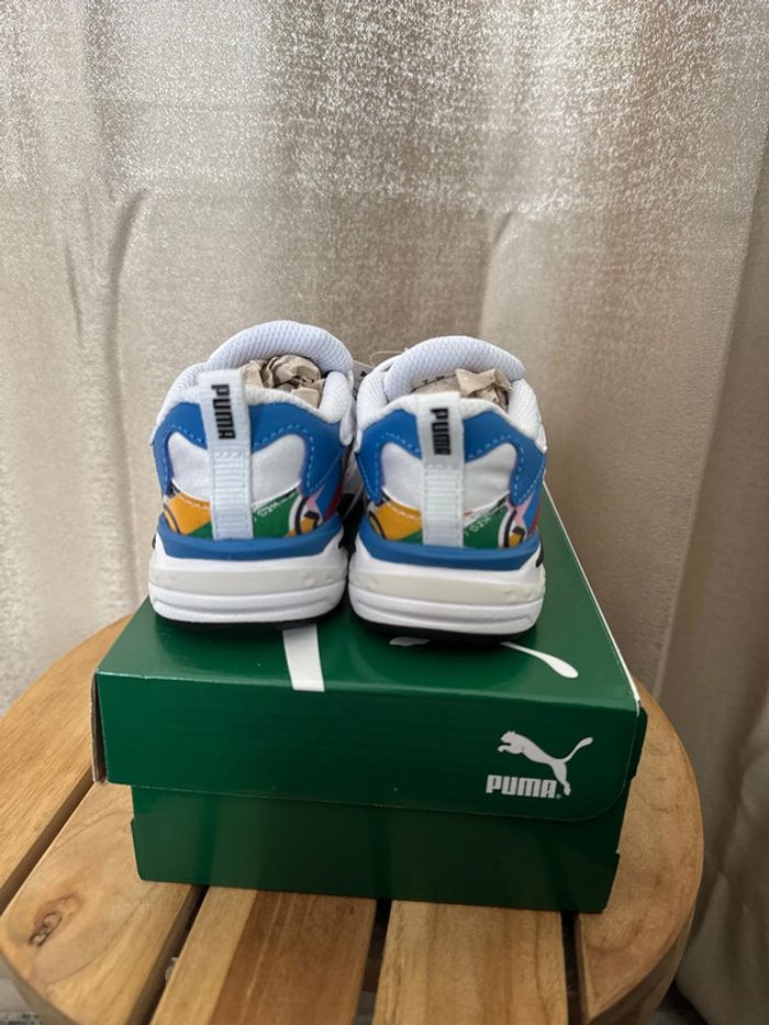 Baskets Puma bébé blanches neuves – Taille 25 - photo numéro 2