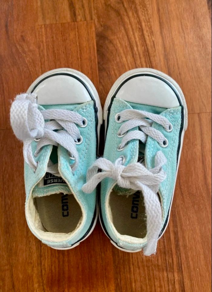 Paire de converse taille 20 - photo numéro 4