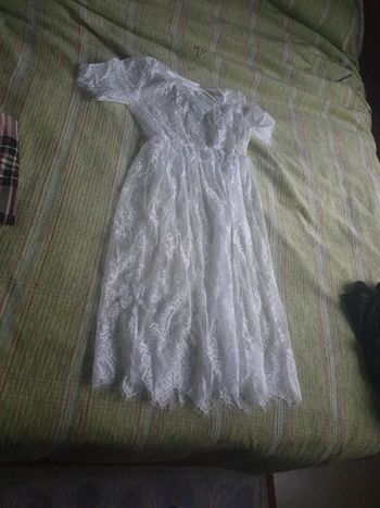 Robe neuve M dentelle