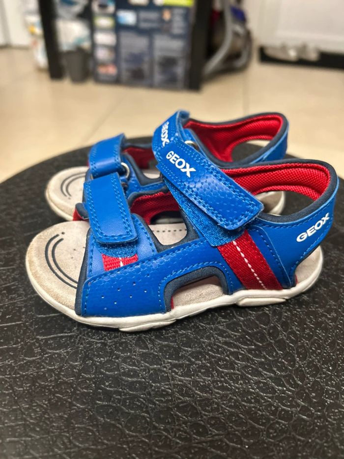 Sandales garcon à scratch Geox modèle Agasim bleu et rouge taille 23 - photo numéro 2