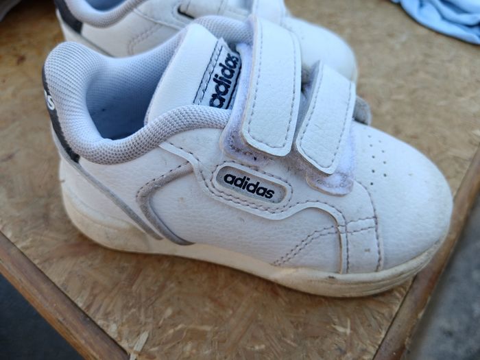 Baskets adidas T 21